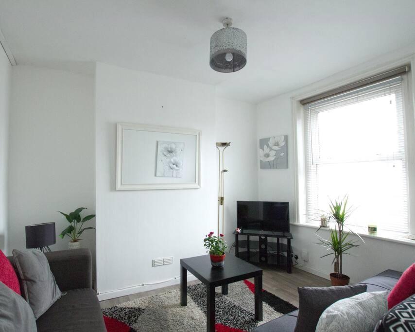 City Centre 4 Bedroom House Winchester Luaran gambar